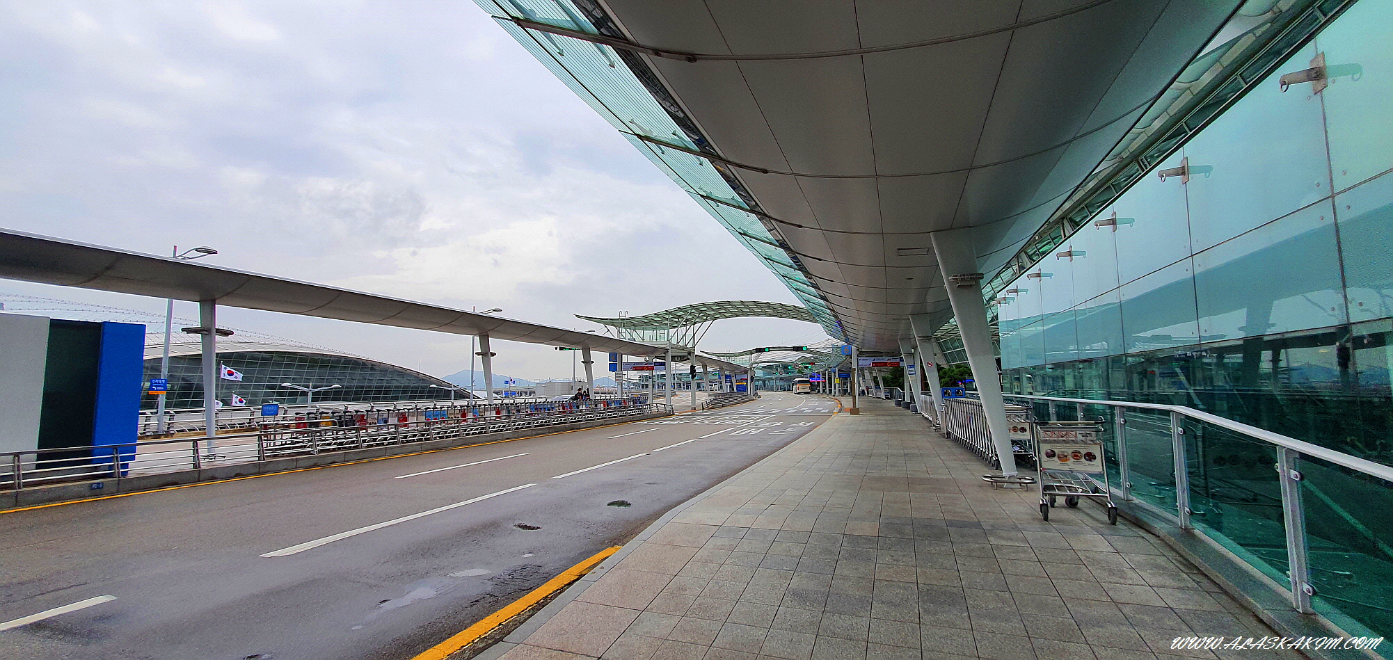 仁川空港から市内へのアクセス完全ガイド2026｜AREX・バス・タクシー徹底比較